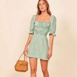 NWOT Reformation Cerise Smocked Puff Sleeve Dress